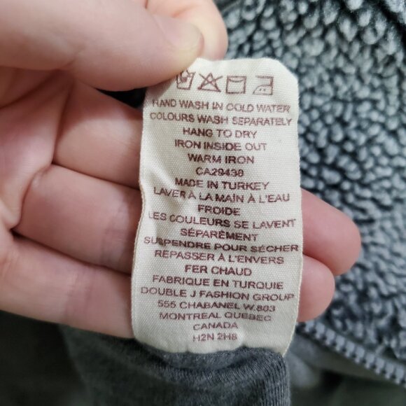 WANAKOME Kira Sherpa Hooded Vest Asymmetric Zip Wool Blend Grey Women's Small - Picture 15 of 16